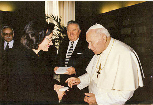 S JÁNOM PAVLOM II.: Do Vatikánu sprevádzala prezidenta Michala Kováča.