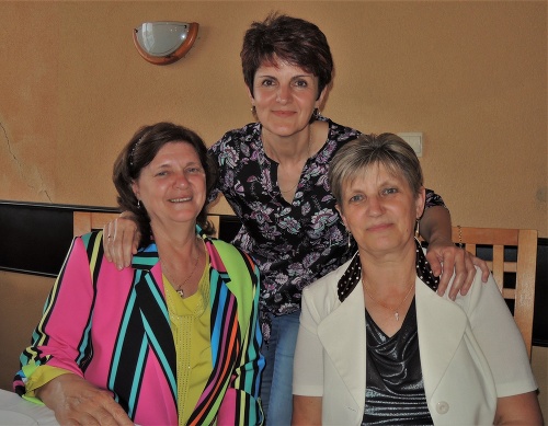 Tri sestry sa stretli nečakane na Danielinej (60) oslave  okrúhlych narodenín.
