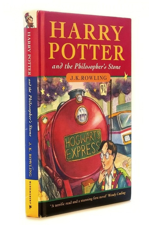 Do aukcie idú aj knihy Harry Potter.