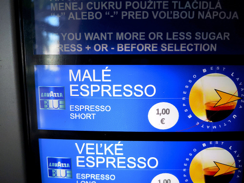 Káva v automate stojí až 1 €