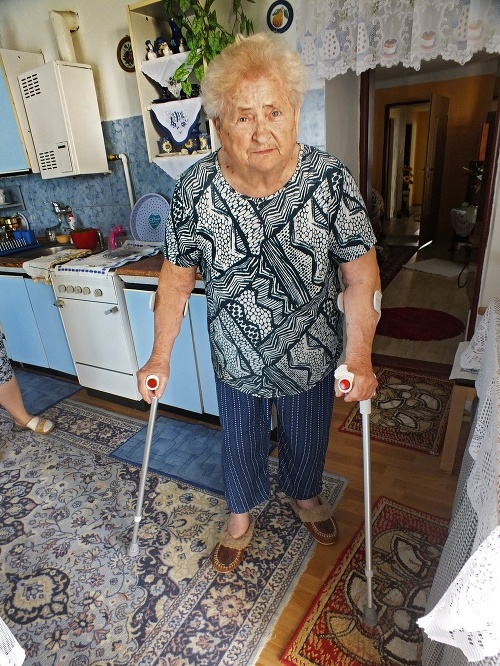 „Je to hrozné, že na nás starších sa zabúda,“ sťažuje sa dôchodkyňa Júlia Kováčová (86).