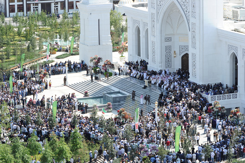 V Čečensku otvorili najväčšiu mešitu v Európe.