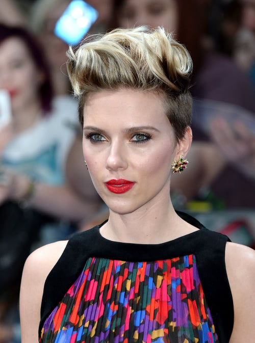 Aktuálna Scarlett na premiére filmu  Avengers: Vek Ultrona.