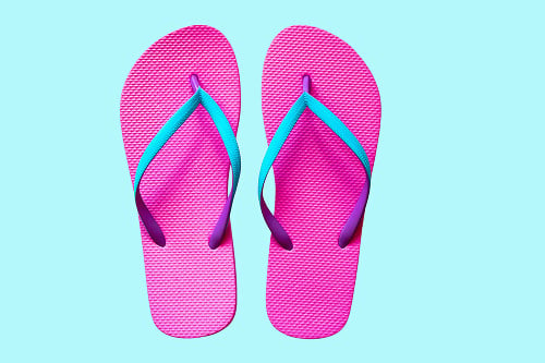 ŽABKY: Obľúbená letná obuv  je pre naše nohy jedna z najhorších.