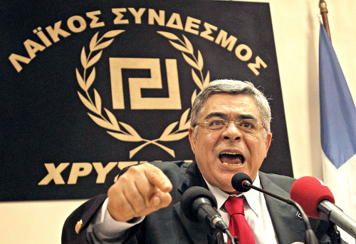Šéf neonacistov Nikolaos Michaloliakos povedal, že sa vracajú späť do ulíc.