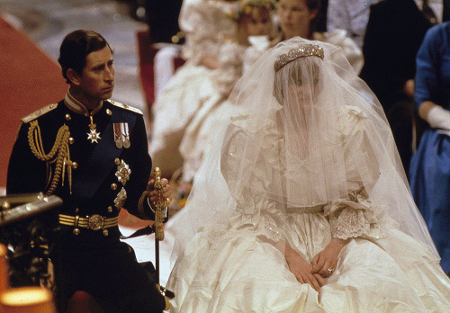 29. júla 1981: Princ Charles a princezná Diana počas sobáša v londýnskej Katedrále sv. Paula.