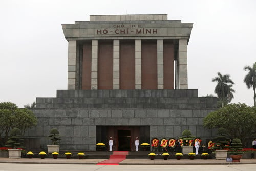 Mauzóleum Ho Či Mina vo vietnamskom Hanoji.