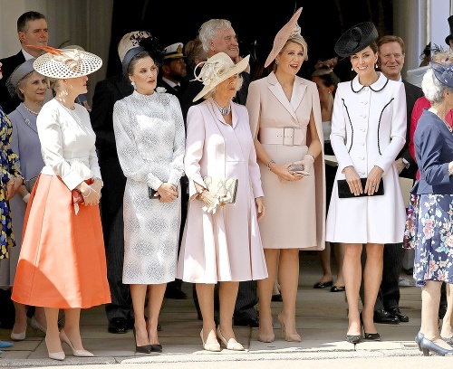 zlava: Grófka Sofia (54), Španielska kráľovná Letizia (46), Vojvodkyňa Camilla (71), Holandská kráľovná Máxima (48), Vojvodkyňa Kate (37)