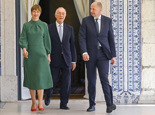 Kersti Kaljulaid (49), prezidentka Estónska