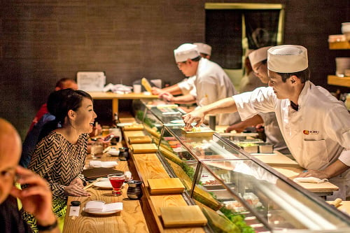 NAJLEPŠÍ: V luxusnej sie ti reštaurácií Nobu pracujú tí najlepší šéfkuchári sveta.