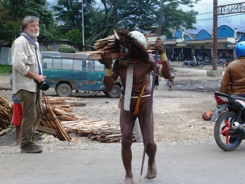 Civilizácia dorazila už aj do odľahlých kútov Západnej Papui.