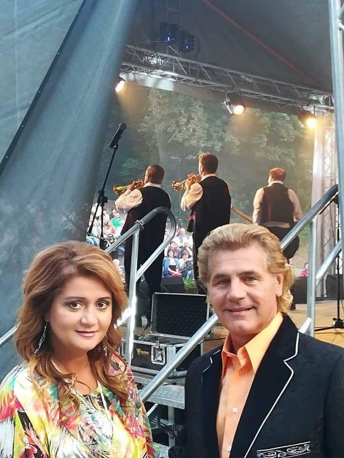 S manželkou Andreou: Roky spolu vystupujú na koncertných pódiách.