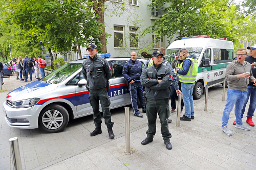 Slovenským policajtom pomáhali aj zahraniční kolegovia.