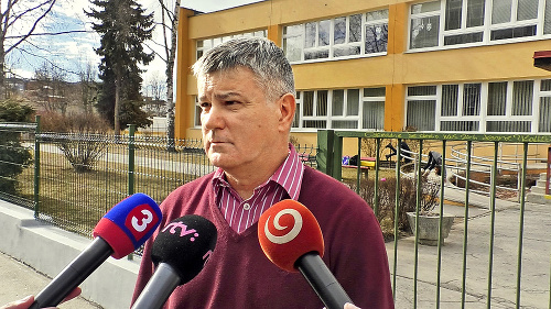 Miroslav Nováček, riaditeľ školy