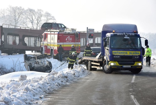 K nehode došlo na železničnom priecestí medzi Michalovcami a Krásnovcami.