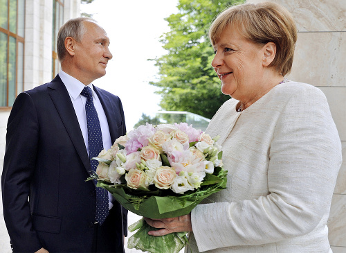 Auf der Ebene - Mit Putin: Gleich gleich. 