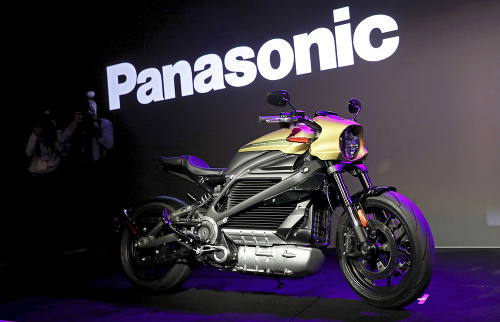 Harley-Davidson s technológiou Panasonic.