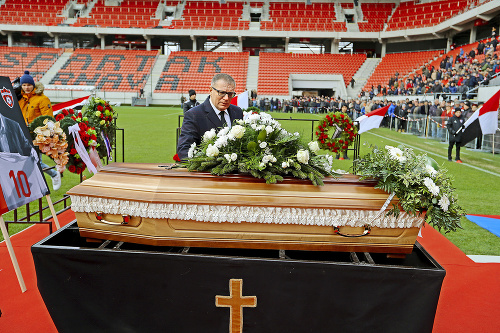 Prezident Slovenského futbalového zväzu Ján Kováčik prežíval rozlúčku veľmi ťažko.