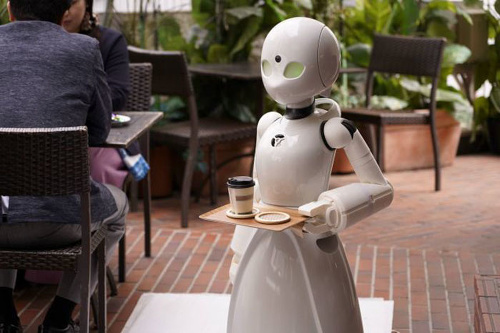V kaviarni obsluhovali roboty ovládané paralyzovanými ľuďmi.