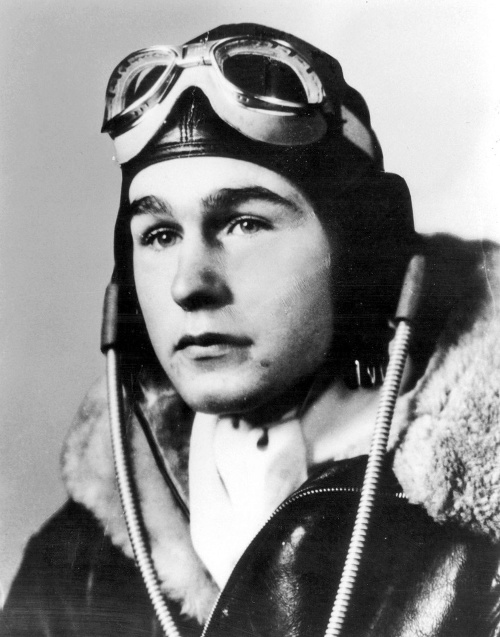 Bush ako mladý námorný pilot.