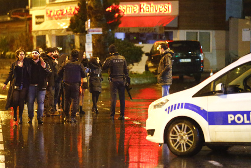 Polícia zaistila oblasť v okolí istanbulského klubu.