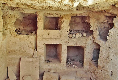 HROBY: V okolí chrámu sa už našlo 27 hrobov a 10 múmií, z toho dve pozlátené.