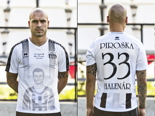 18. augusta 2018 V týchto dresoch Inter a Petržalka hrať nemohli Dôvod? Zobrazovali podobizeň Halenára, nežijúcej osoby