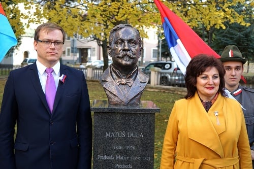 Slávnostné odhalenie busty Matúša Dulu.