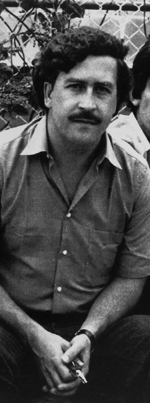 Pablo Escobar († 44).