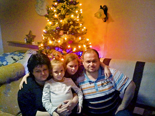 Na Vianoce roku 2010, keď bola celá rodina ešte šťastná.