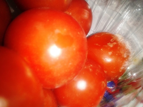 Cherry paradajky aj so zaujímavým 