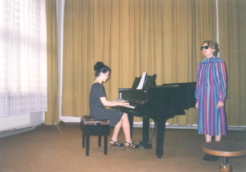 TÍNEDŽERKA: Dva roky chodila na súkromné hodiny spevu a hry na klavír.