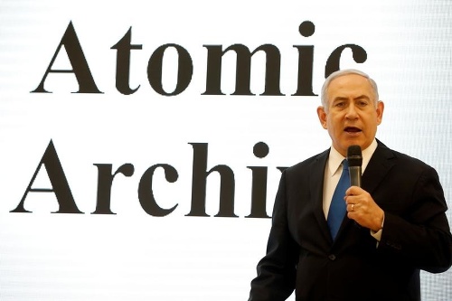 Izraelský premiér Benjamin Netanjahu na pôde izraelského ministerstva obrany v Tel Avive