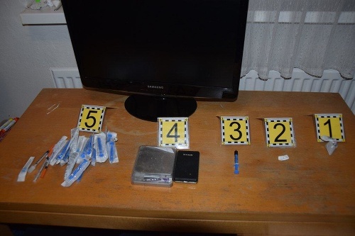 Polícia našla drogy za takmer 14-tisíc eur.