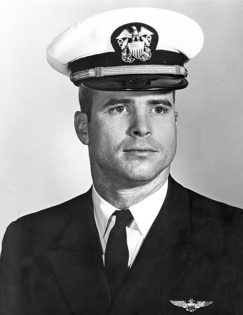 John McCain († 81).