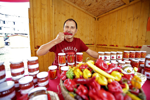 Miroslav Kožuch (39) z Divína sa stal odborníkom na pestovanie čili papričiek.