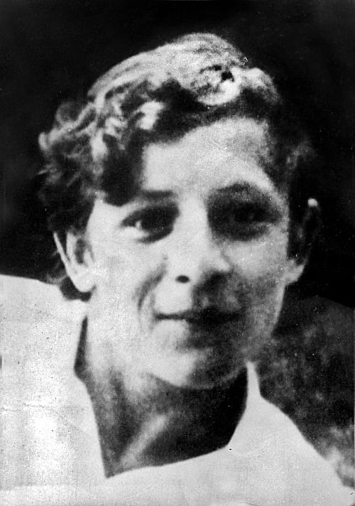 Michal Hamrák († 16), ktorého 21. augusta 1968 zastrelili na Hlavnej ulici okupačné vojská.