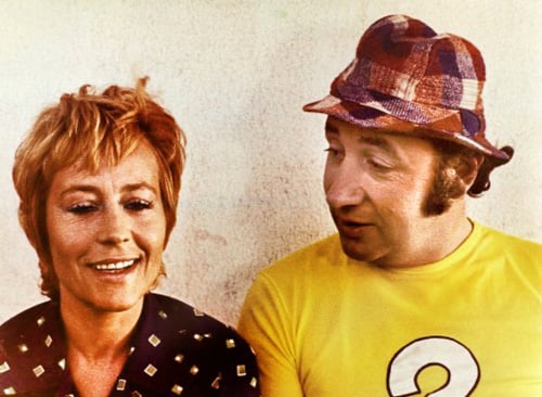 Stará panna (1972): Spolu s Philippom Noiretom. Zahrali si aj v Ukradli torzo Jupitera (1980).