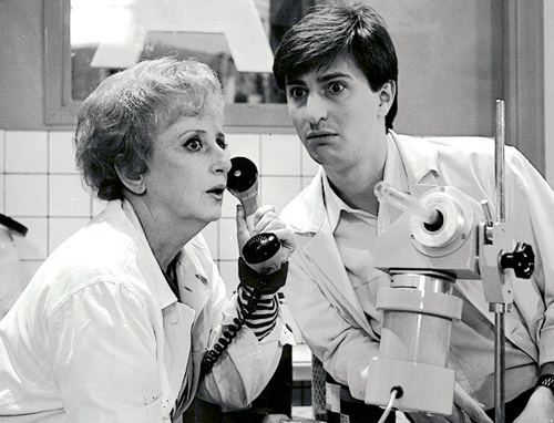 1986 - Vo filme Vynález sa zaskvela po boku Mira Nogu.