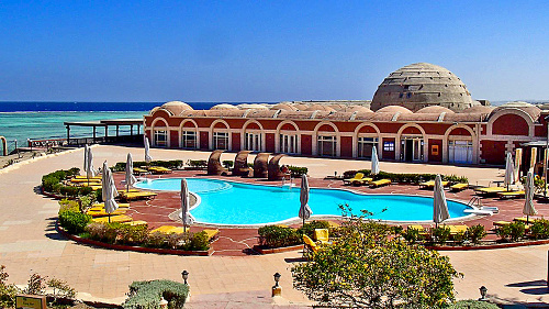 Hotel: Rodina bývala v Calimera  Habiba Beach Resort v Marsa Alam. 