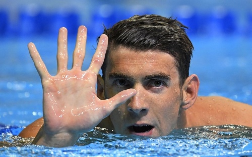 Michael Phelps bude štartovať na svojej piatej olympiáde.