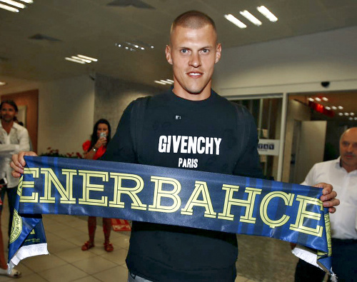 Futbalista Škrtel.