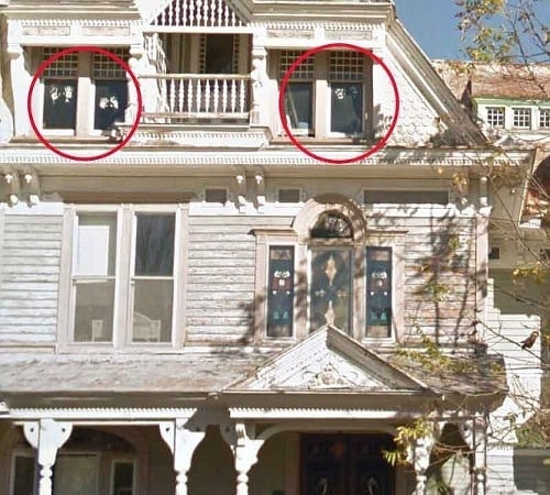 Kúpili by ste si takýto strašidelný dom?