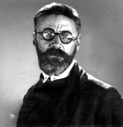 Mineralóg Leonid Kulik.