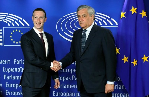Mark Zuckerberg a predseda europarlamentu Antonio Tajani 