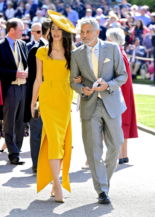 George Clooney a jeho manželka Amal patrili k najväčším celebritám na svadbe.