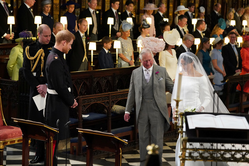 Herečku priviedol k oltáru princ Charles.