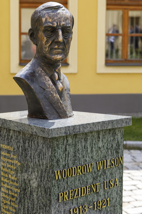 Busta bývalého amerického prezidenta Wilsona v Bratislave.