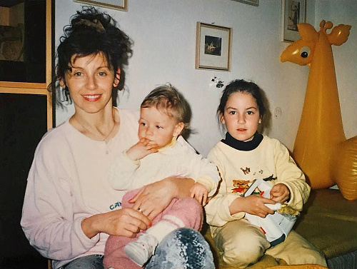 Alena Heribanová s dcérami