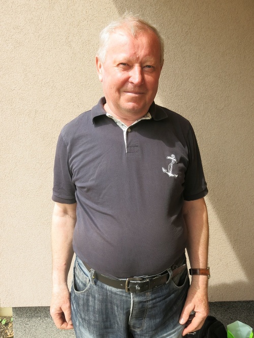 Ján Tóth (66), dôchodca.